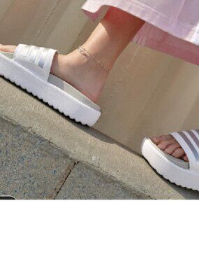 EUC adidas Adilette platform slides in Putty Mauve/Wonder White (11)